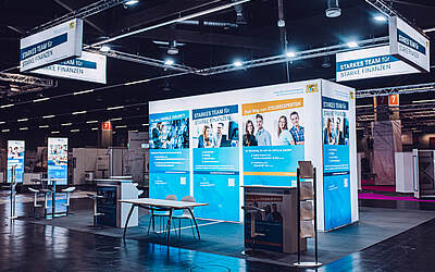 Cobra Messestand
